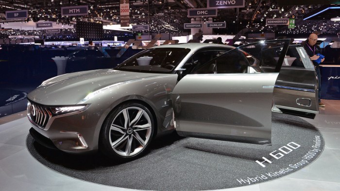 Hybrid Electric Car Charge Are Free Stock Photo - Public Domain Pictures